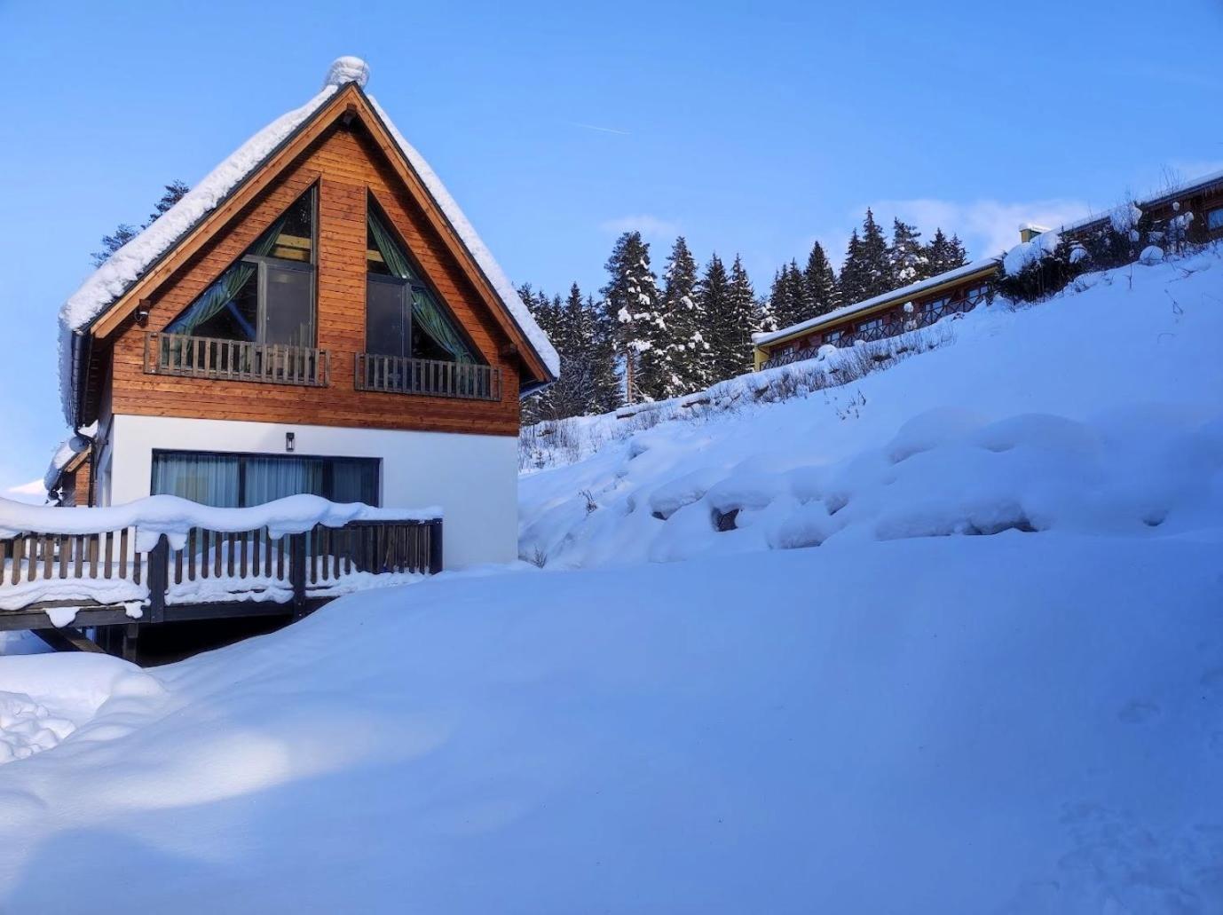 Demian Chalet